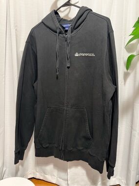 Paparazzi Black Zip-Up Hoodie-large